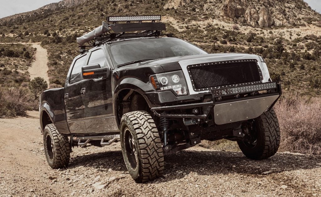  Toyo Open Country on a car