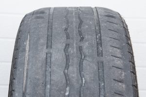 Tire one side wear