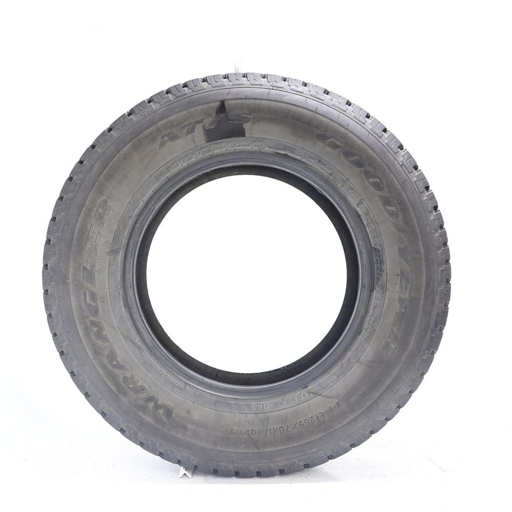 Used LT 265/70R17 Goodyear Wrangler AT/S 121/118S - 13/32 - Image 3