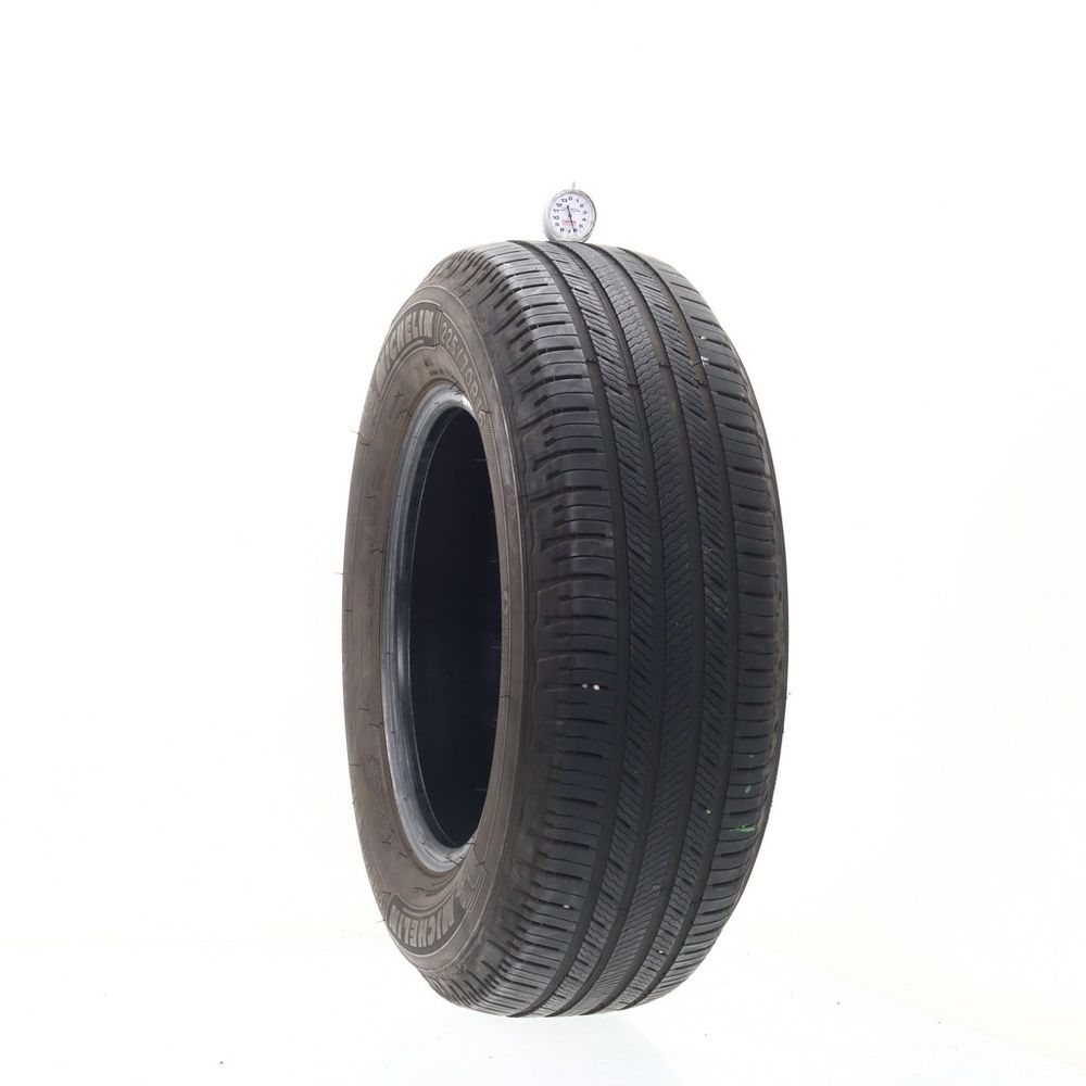 Set of (2) Used 225/70R16 Michelin Premier LTX 103H - 5.5-6/32 - Image 4