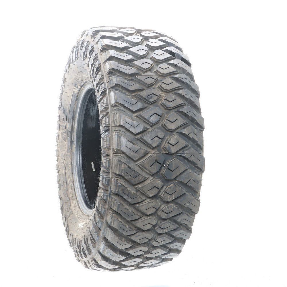 New LT 35X12.5R17 Maxxis Razr MT 121Q E - Image 1