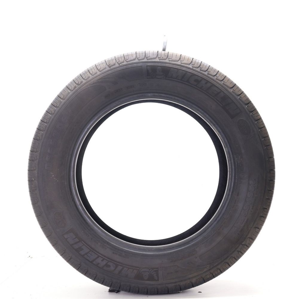 Used 225/65R17 Michelin Defender 102T - 9/32 - Image 3
