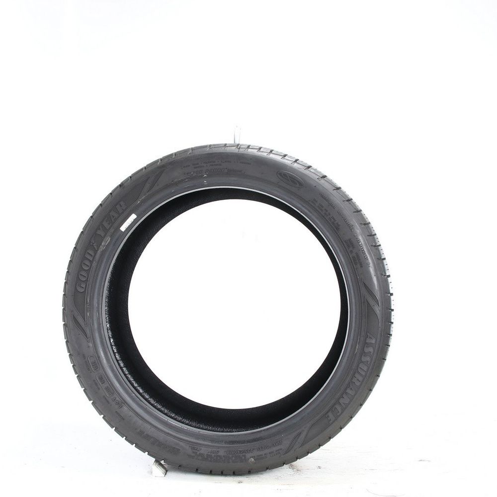 Set of (2) Used 235/40R18 Goodyear Assurance MaxLife 91V - 9-10/32 - Image 3