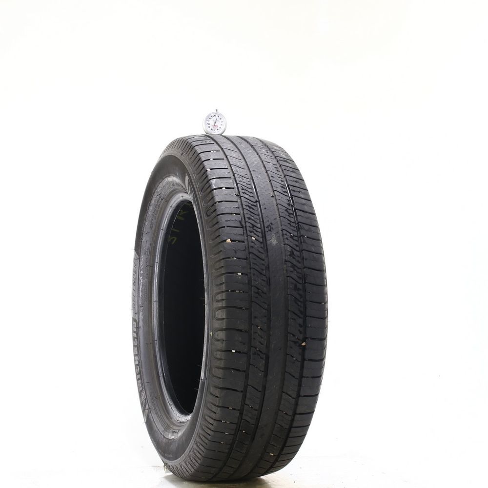 Used 235/60R18 Michelin Defender 2 107H - 7.5/32 - Image 1