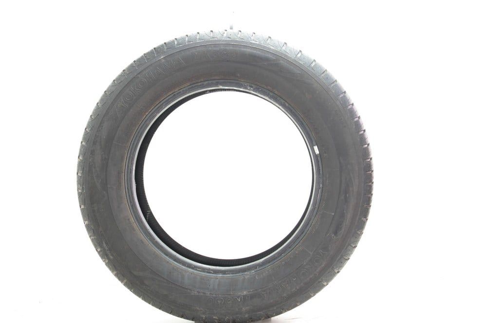 Set of (2) Used 225/65R17 Yokohama YK580 102H - 8-8.5/32 - Image 3