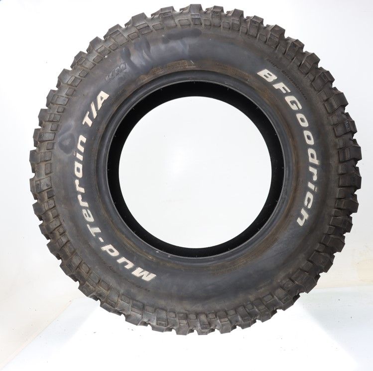 Used LT 35X12.5R18 BFGoodrich Mud-Terrain T/A KM 118Q D - 21/32 - Image 3