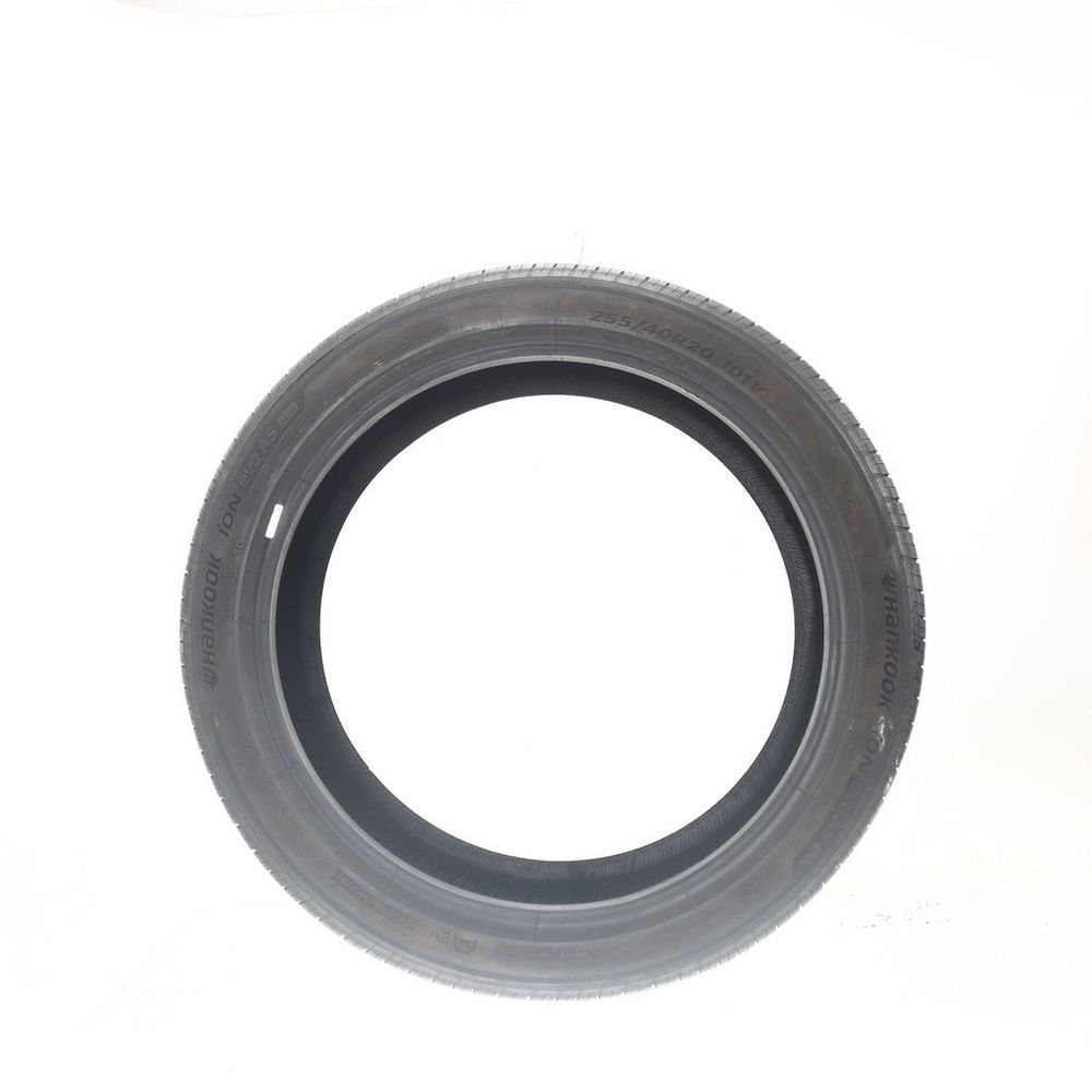 Set of (2) Used 255/40R20 Hankook iON evo AS SUV EV Sound Absorber TO 101V - 7-7.5/32 - Image 3