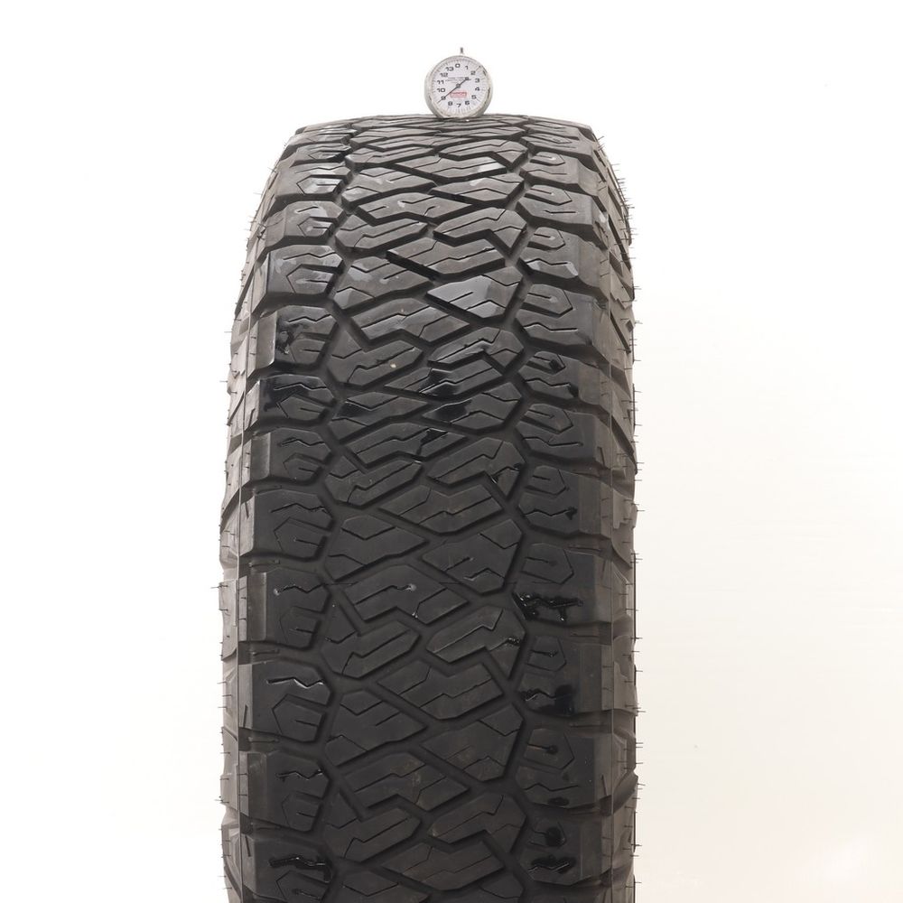 Used LT 285/75R18 Maxxis Razr AT 129/126S E - 9/32 - Image 2