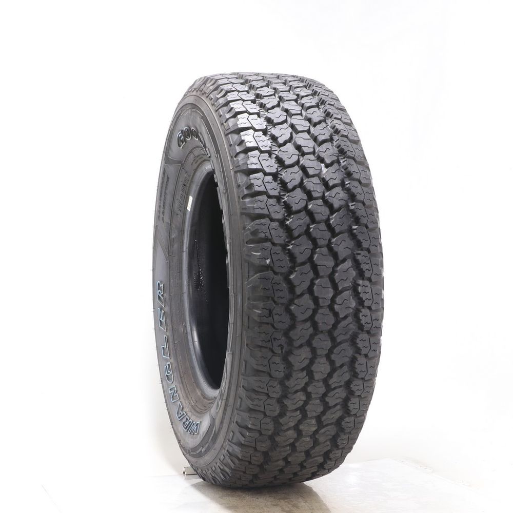 Driven Once LT 285/70R17 Goodyear Wrangler All-Terrain Adventure Kevlar 121/118R E - 16/32 - Image 1