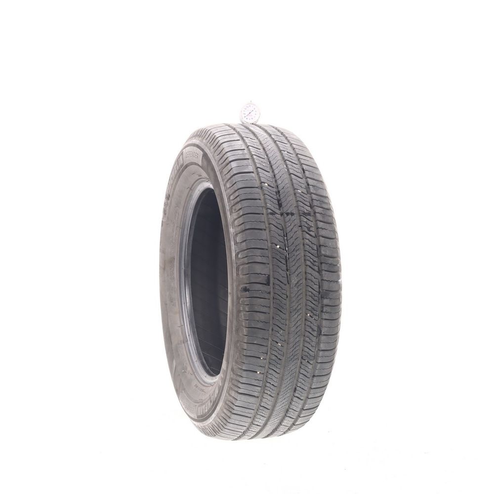 Set of (4) Used 235/65R17 Michelin Defender 2 104H - 7-8.5/32 - Image 10