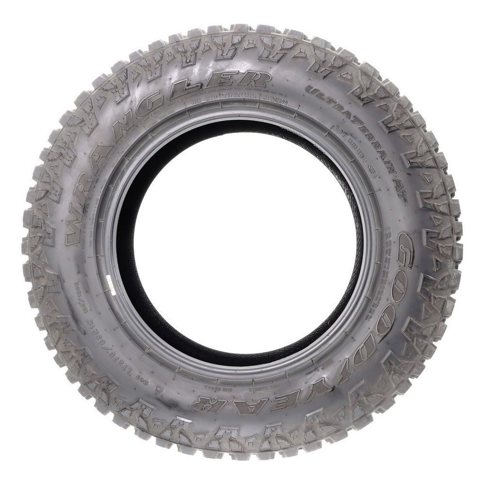 Used LT 275/65R18 Goodyear Wrangler Ultra Terrain AT 123/120Q E - 16.5/32 - Image 3
