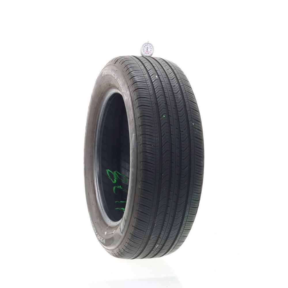 Set of (2) Used 235/60R18 Michelin Primacy MXV4 102T - 5.5-7/32 - Image 4