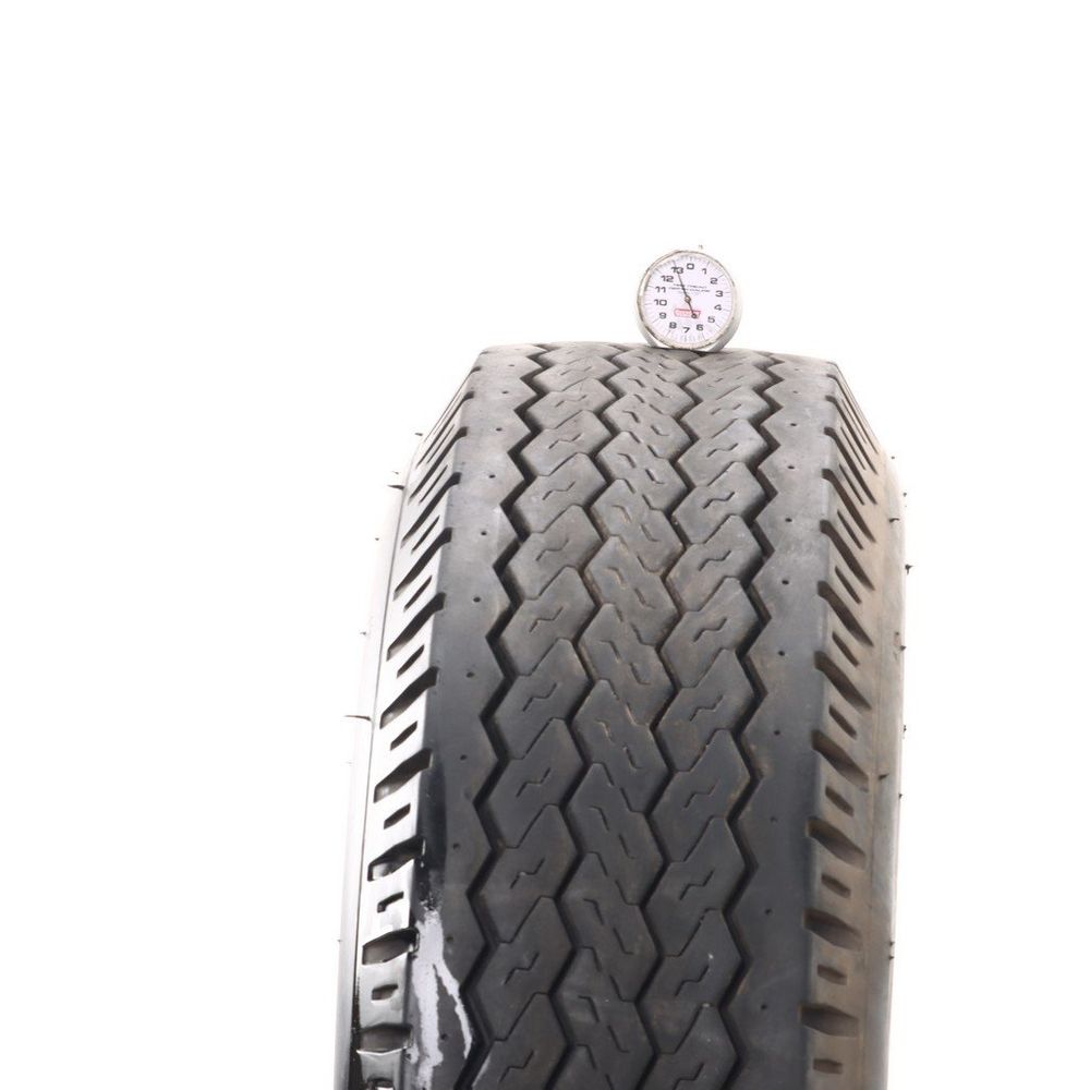 Used 9.5-16.5 Deestone D902 121/117L - 13/32 - Image 2