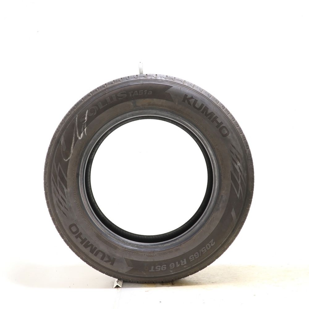 Set of (2) Used 205/65R16 Kumho Solus TA51a 95T - 8.5/32 - Image 3