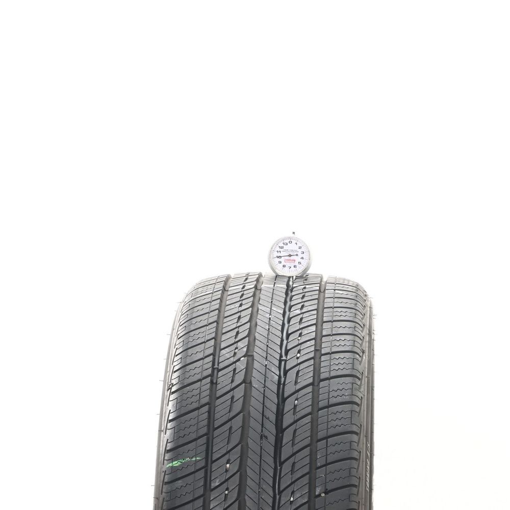 Used 225/40R18 Uniroyal Tiger Paw Touring A/S 92V - 10/32 - Image 2