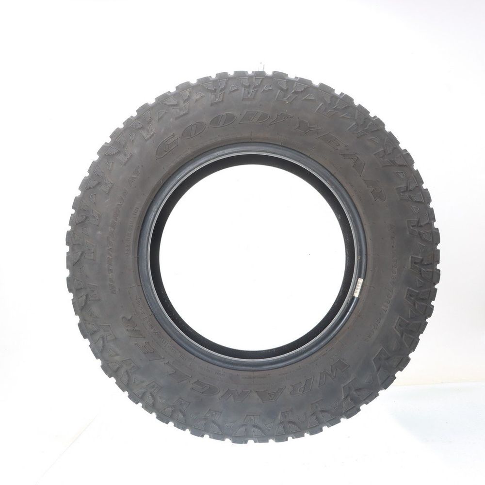 Used LT 265/70R17 Goodyear Wrangler Ultra Terrain AT 121/118Q E - 6/32 - Image 3