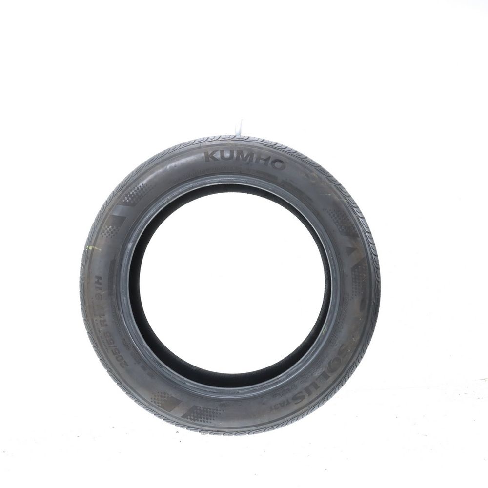 Used 205/55R17 Kumho Solus TA31 91H - 4.5/32 - Image 3