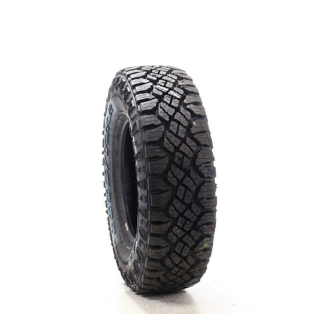 New LT 235/75R15 Goodyear Wrangler Duratrac 104/101Q C - 19/32 | Utires