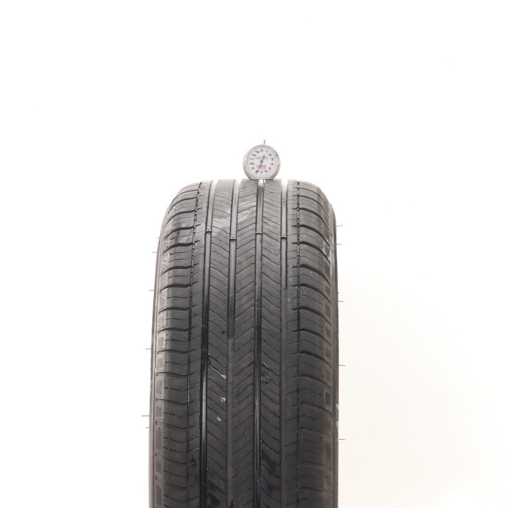 Set of (2) Used 235/65R17 Michelin Primacy All Season 104H - 7.5-9/32 - Image 2