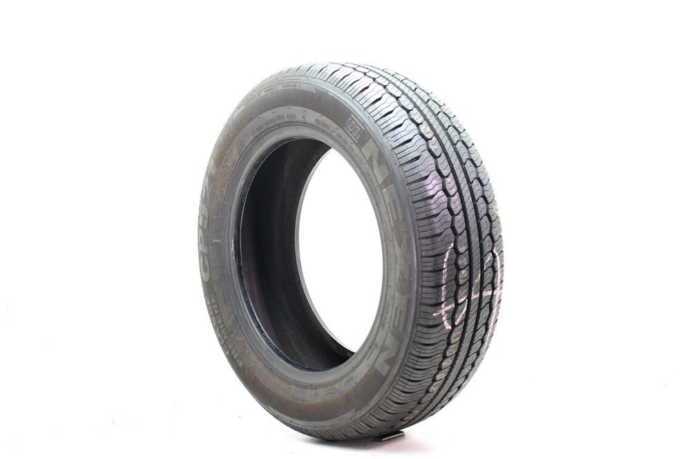 New 215/65R17 Nexen Classe Premiere CP521 104T - 11/32 - Image 1