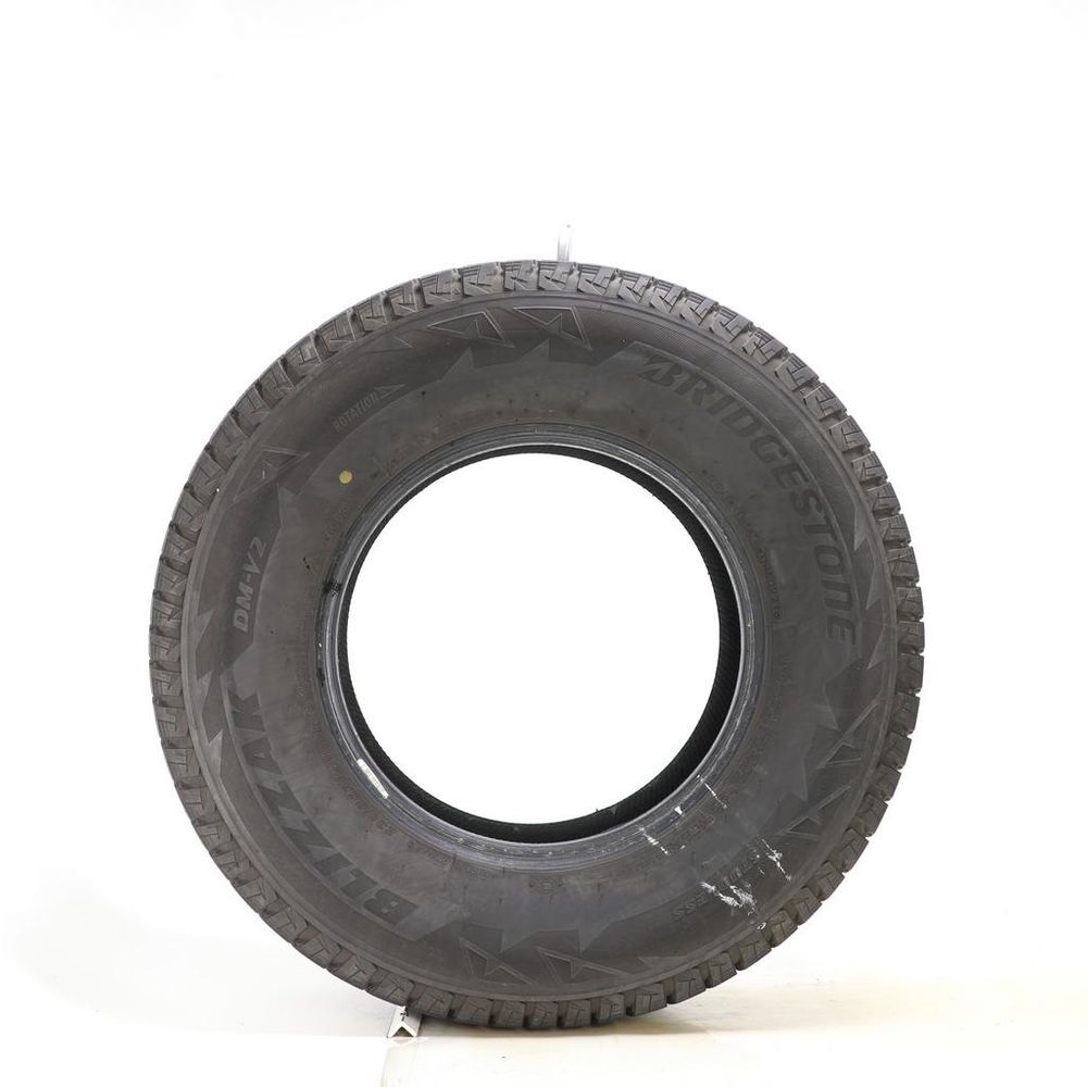 Used 235/75R15 Bridgestone Blizzak DM-V2 109R - 9.5/32 - Image 3