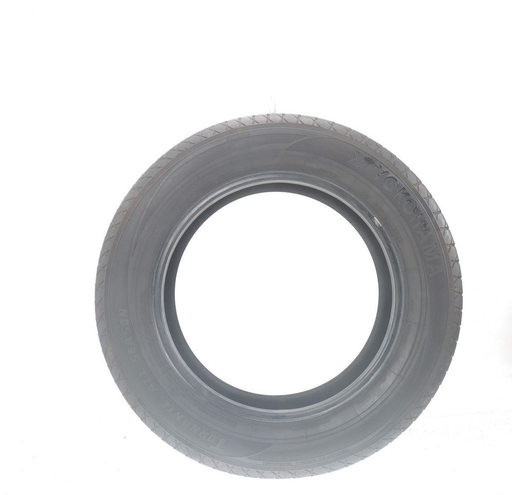 Used 235/60R17 Yokohama Tornante All Season 102H - 7/32 - Image 3