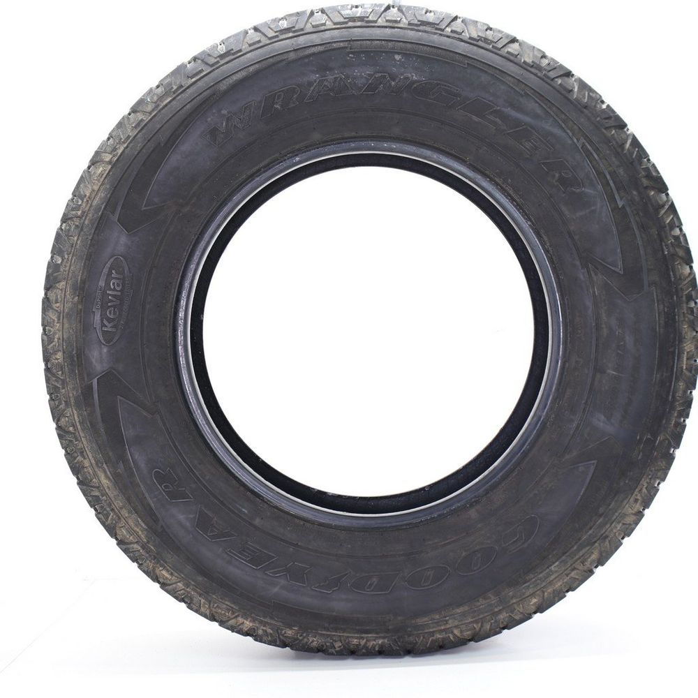 Set of (4) Used LT 275/70R18 Goodyear Wrangler All-Terrain Adventure Kevlar 125/122R - 6-7.5/32 - Image 9