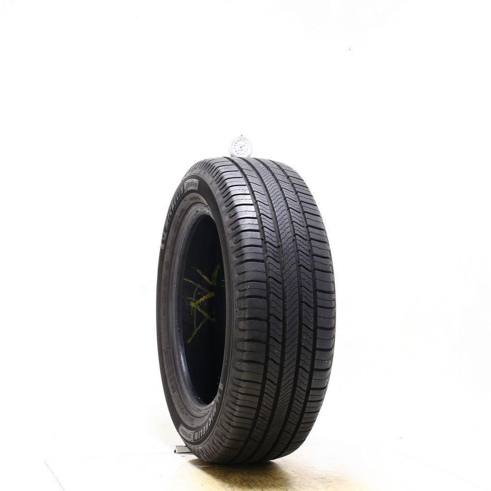 Set of (2) Used 205/60R16 Michelin Defender 2 92H - 9.5-10/32 - Image 1