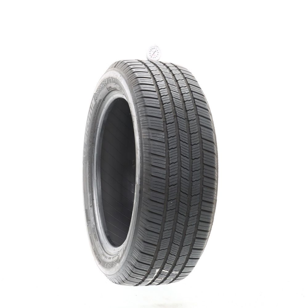 Set of (2) Used 235/55R19 Michelin Defender LTX M/S 105H - 7-8/32 - Image 4