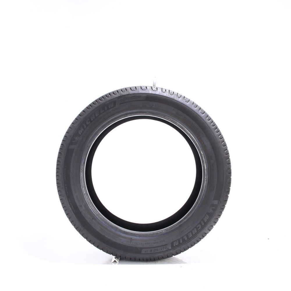 Set of (2) Used 225/50R17 Michelin Defender 2 98H - 9.5/32 - Image 3