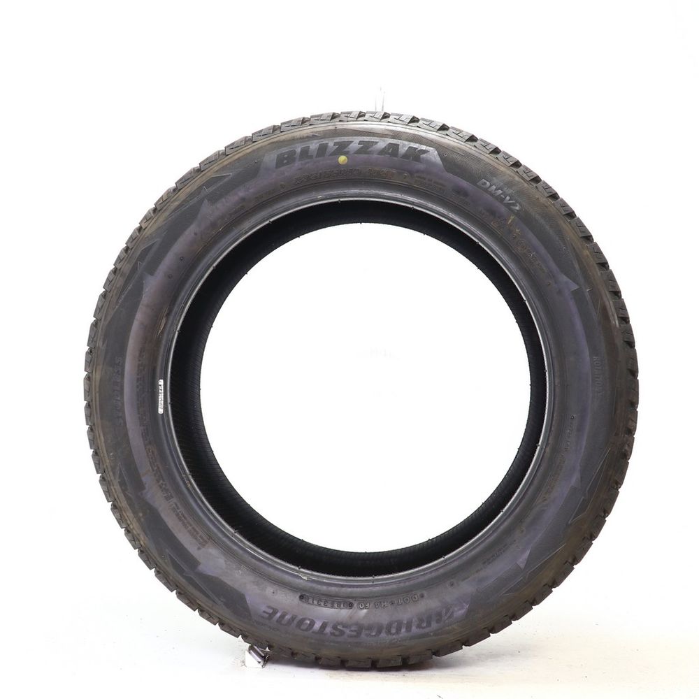 Set of (2) Used 235/55R19 Bridgestone Blizzak DM-V2 105T - 6.5-7.5/32 - Image 3