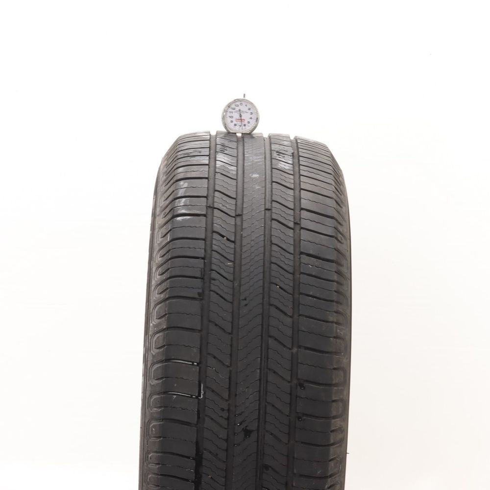 Set of (2) Used 255/65R18 Michelin Defender 2 111H - 6.5-7/32 - Image 2