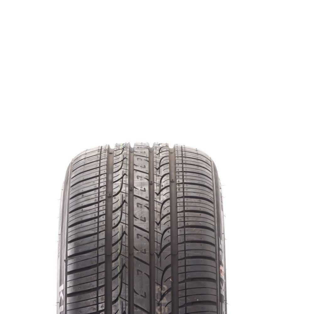 Set of (2) New 215/40R18 Kumho Solus KH25 85V - Image 2