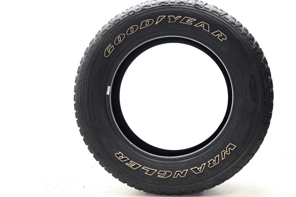 Used 275/60R20 Goodyear Wrangler All-Terrain Adventure Kevlar 115T - 11.5/32 - Image 3