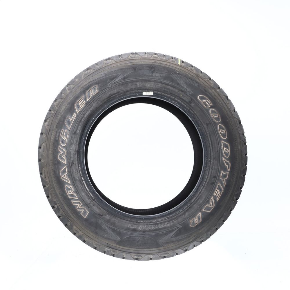 Used 265/65R17 Goodyear Wrangler Silent Armor 110T - 12.5/32 - Image 3