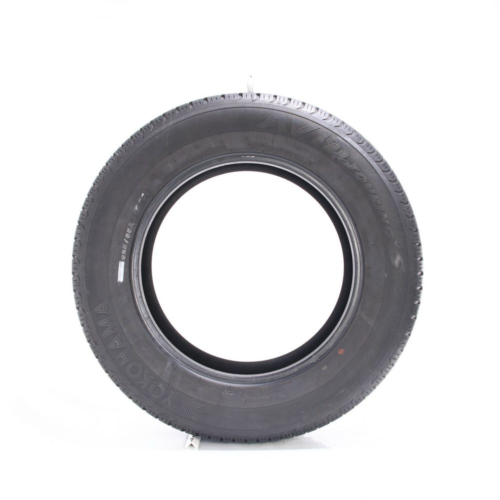 Set of (2) Used 235/65R17 Yokohama Avid Touring S 104T - 8-8.5/32 - Image 6