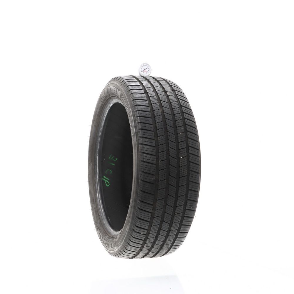 Set of (2) Used 235/45R19 Michelin Defender LTX M/S 95H - 8-9/32 - Image 4