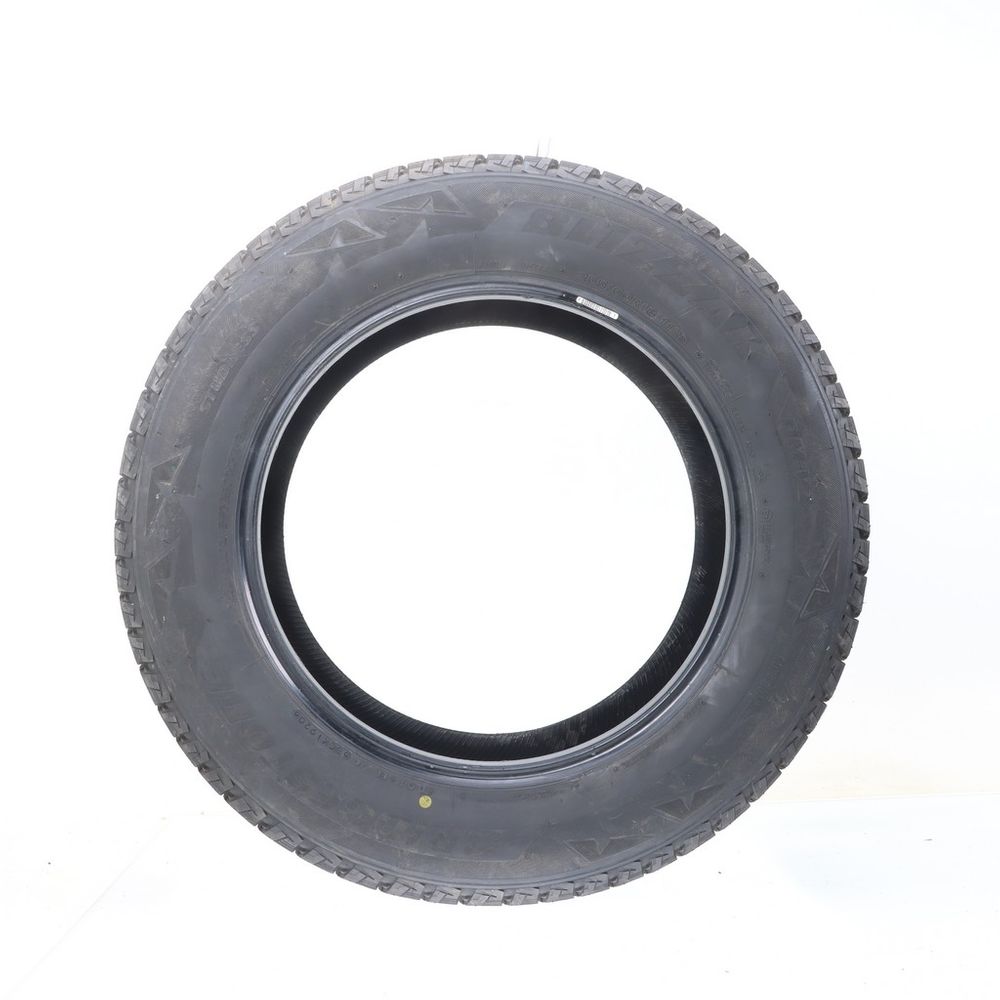 Used 255/60R18 Bridgestone Blizzak DM-V2 112S - 12.5/32 - Image 3