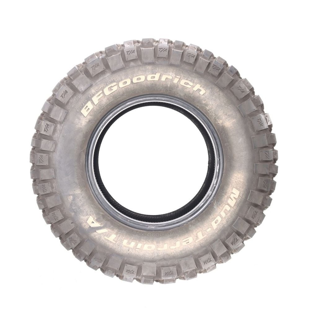 Used LT 31X10.5R15 BFGoodrich Mud-Terrain T/A KM2 109Q C - 17/32 - Image 3