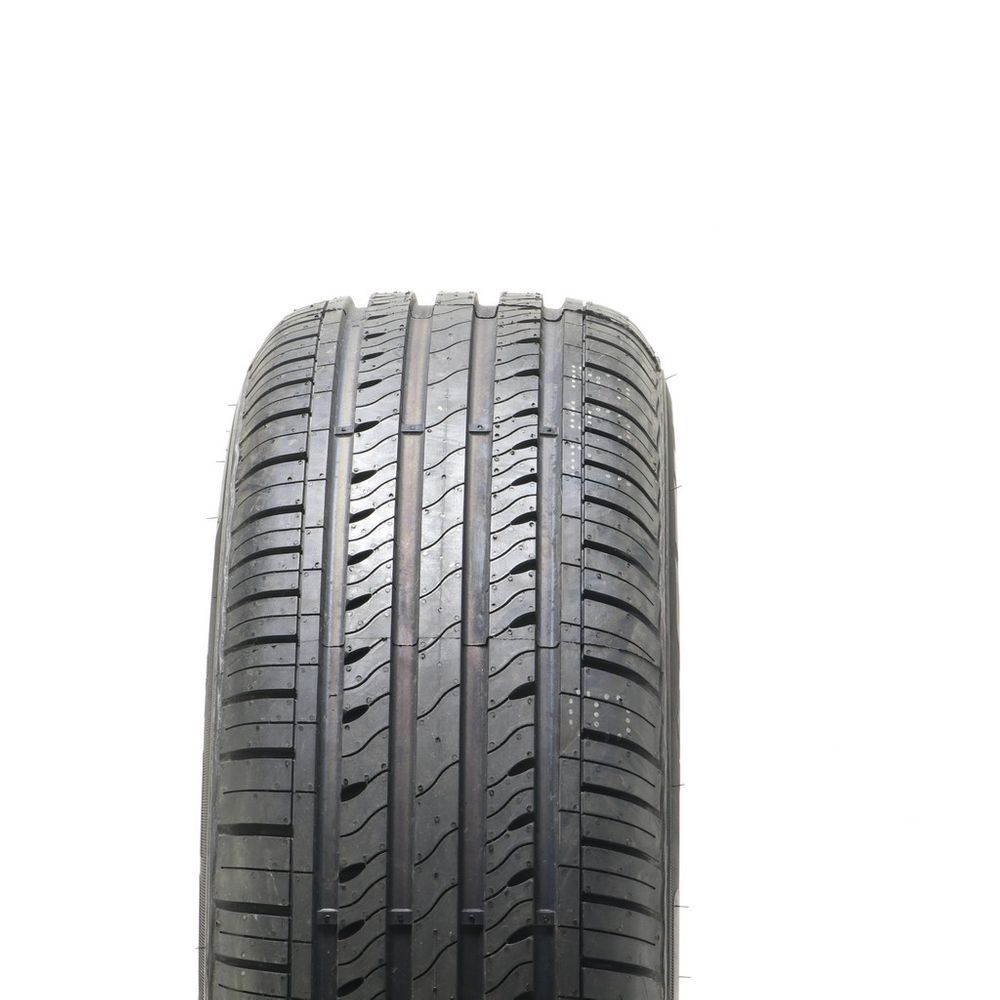 New 225/65R17 Starfire Solarus A/S 102H - Image 2