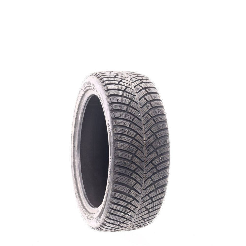 Set of (2) New 225/45R18 Nexen WinGuard winSpike 3 95T - Image 1