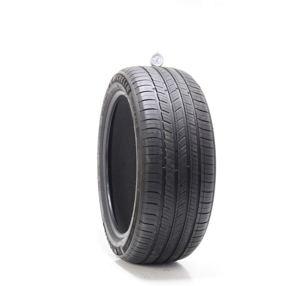 Used 255/45R20 Michelin Primacy Tour A/S GOE Acoustic 105V - 8.5/32 - Image 1