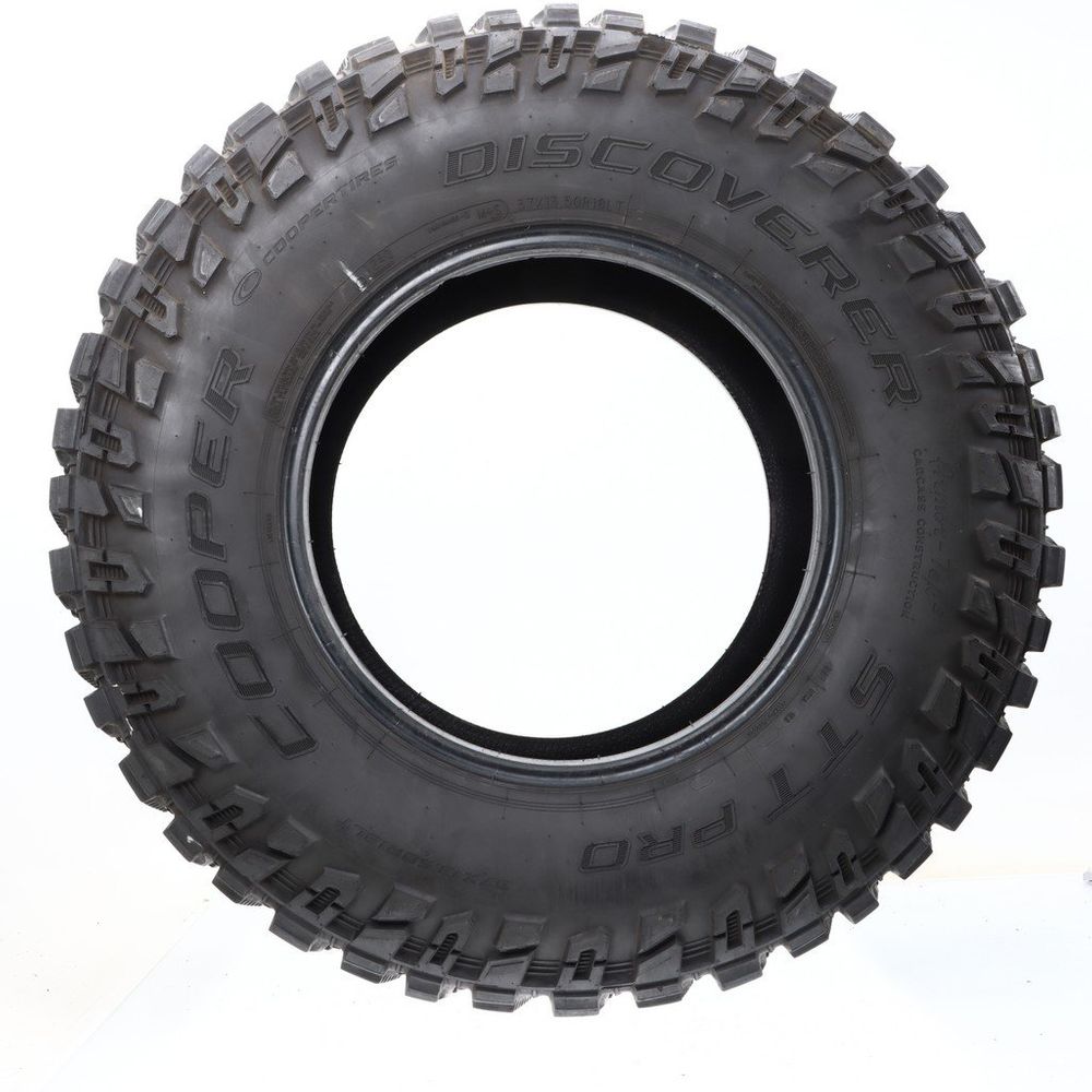 Set of (2) Used LT 37X13.5R18 Cooper Discoverer STT Pro 124Q D - 13.5-15/32 - Image 6