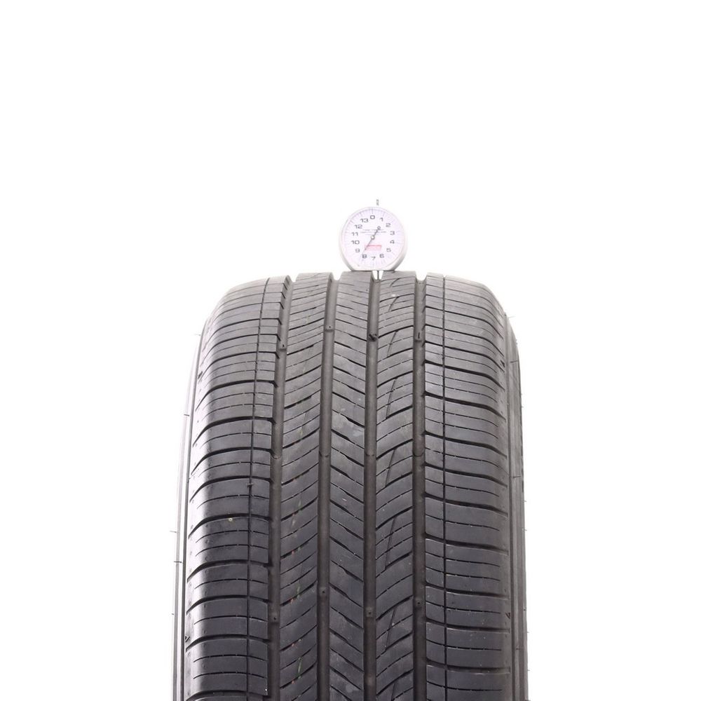 Set of (2) Used 235/65R17 Kumho Crugen HP71 104H - 8-9/32 - Image 2