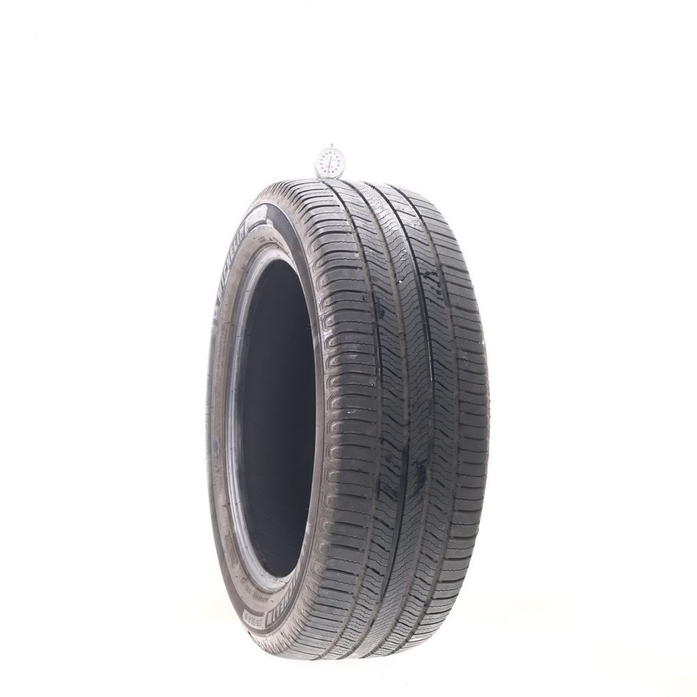 Set of (2) Used 235/55R19 Michelin Defender 2 105H - 6.5-7/32 - Image 4
