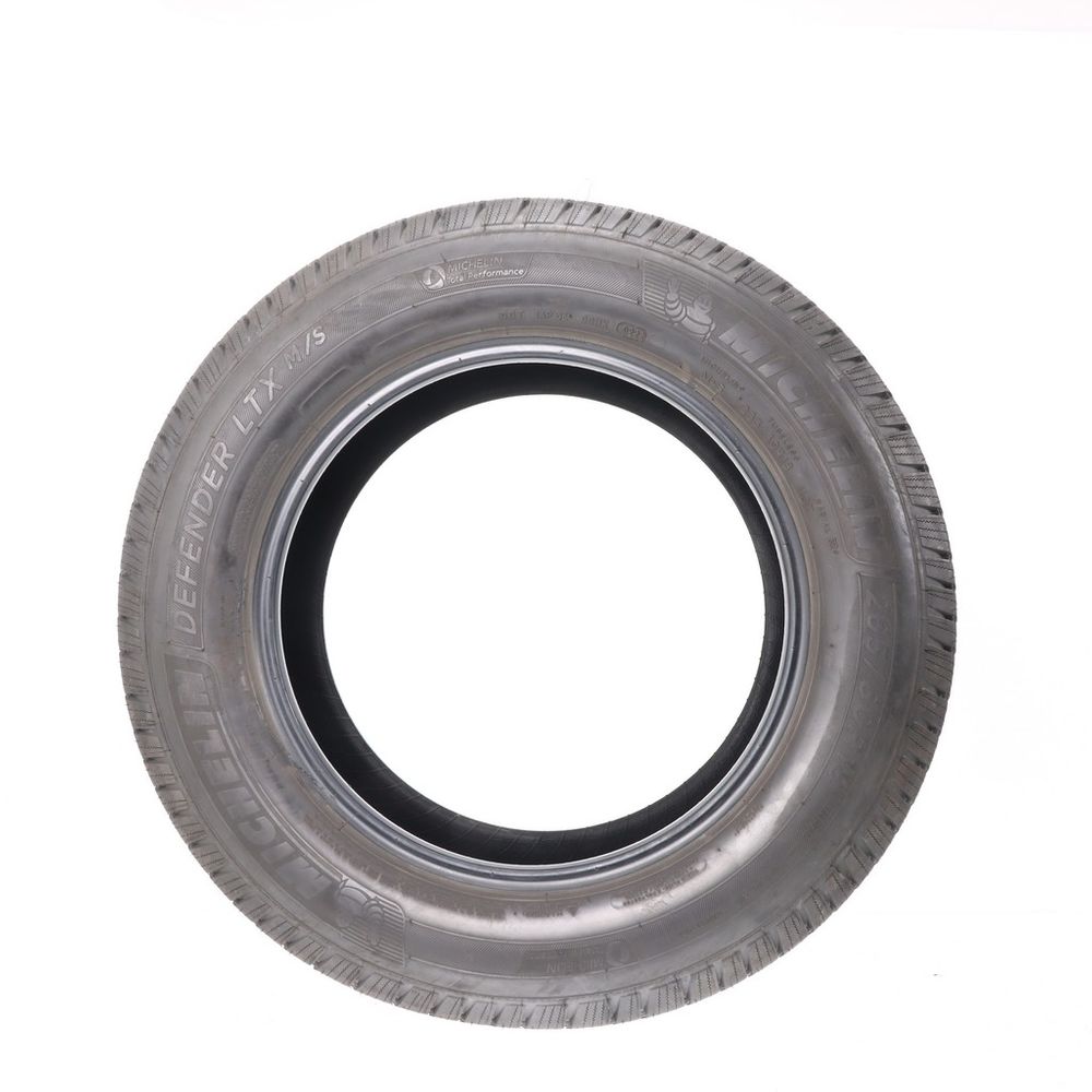 Used 265/60R18 Michelin Defender LTX MS 110T - 10/32 - Image 3