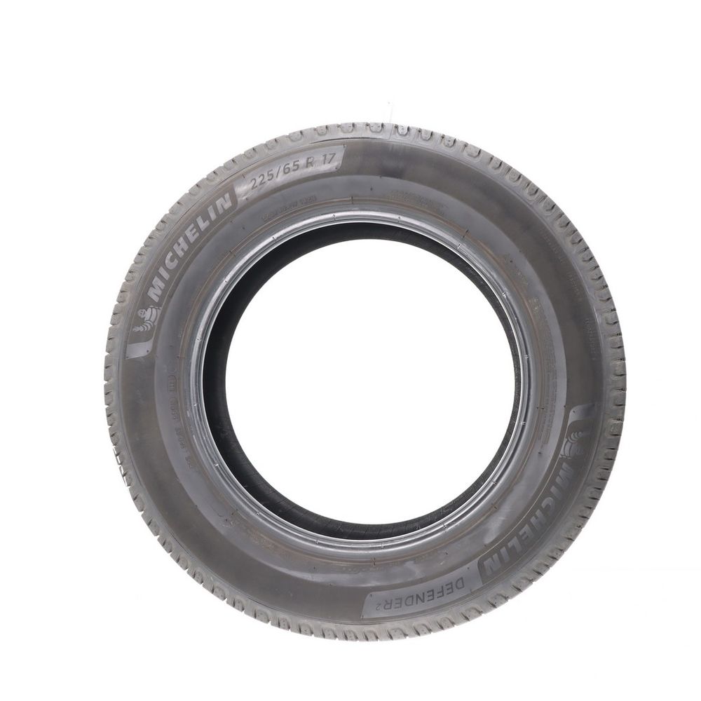 Set of (2) Used 225/65R17 Michelin Defender 2 102H - 9/32 - Image 3