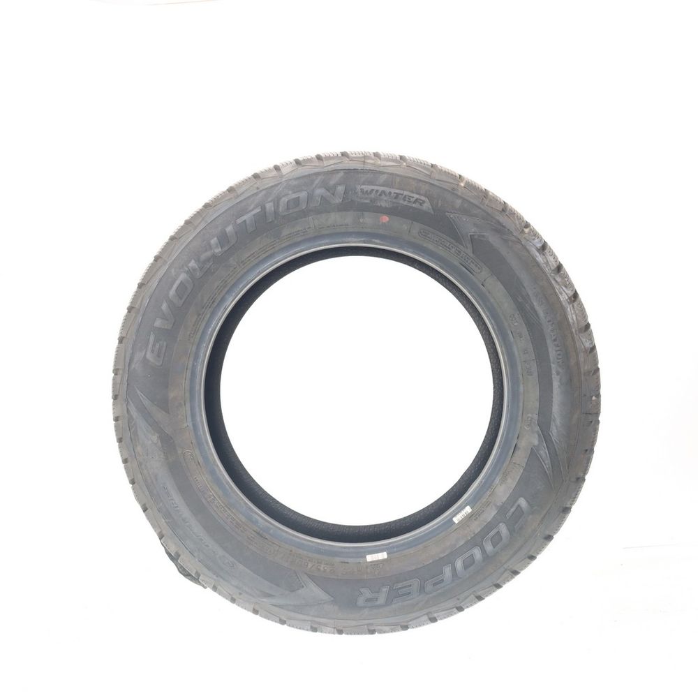 New 235/60R17 Cooper Evolution Winter 102T - Image 3