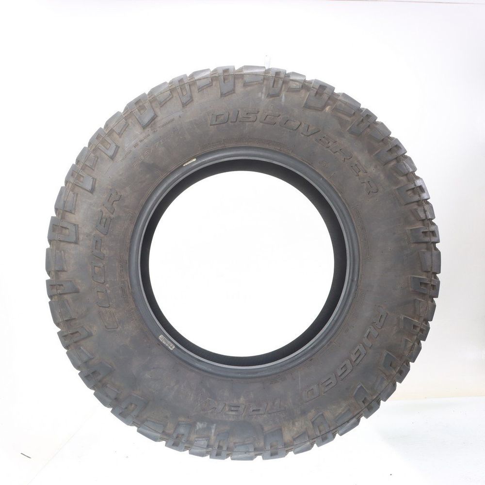 Used 285/70R17 Cooper Discoverer Rugged Trek 116T - 8.5/32 - Image 3