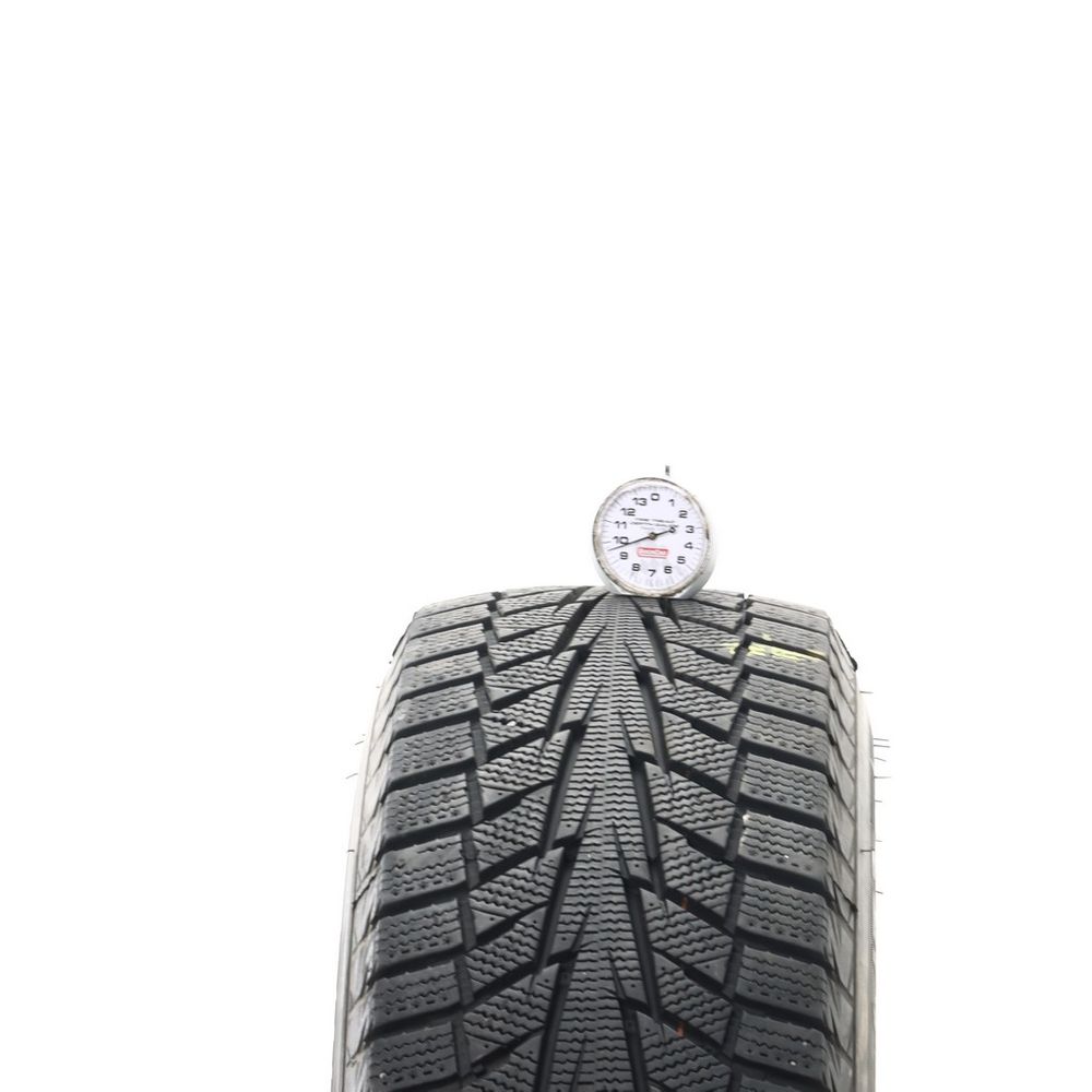 W616 Used 205/70R15 Hankook Winter iCept iZ2 W616 96T - 9.5/32 | Utires